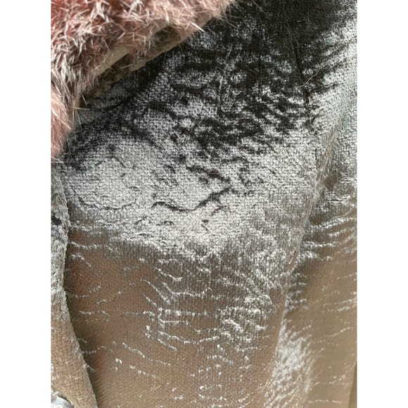 Vintage Black Crushed Velvet Coat With Fur Collar - Picture 4 of 16